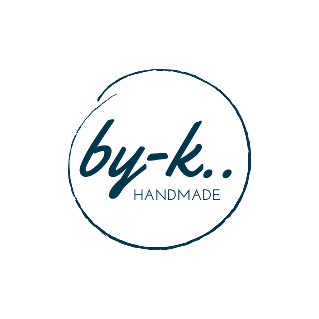 Madeby kuku logo.
By - k handmade 